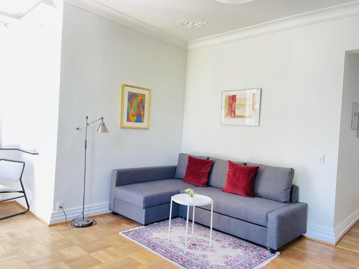 Aday - Aalborg Mansion - Open Bright Apartment With Garden Bagian luar foto